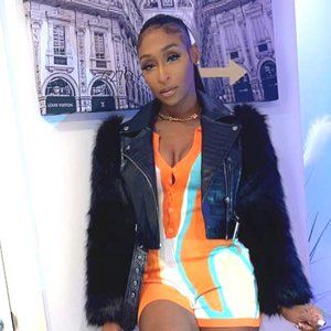 Meet your Posher, Sabrina